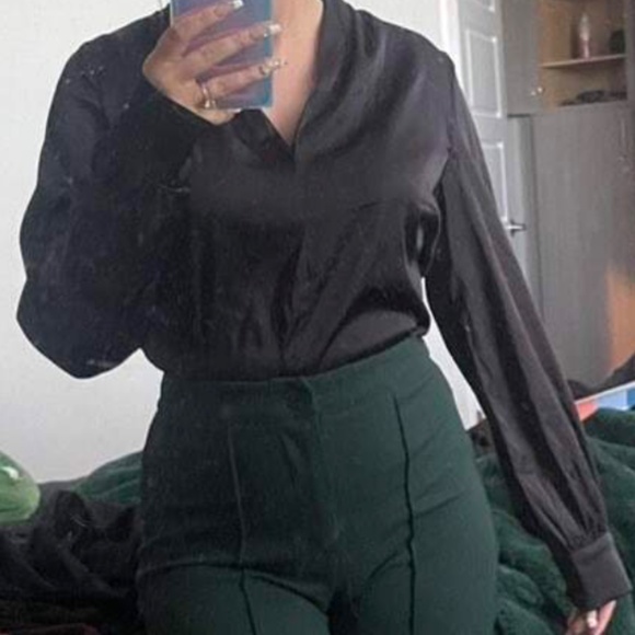 Luxe Satin V neck Long Sleeve Minimalist Blouse - Picture 7 of 11